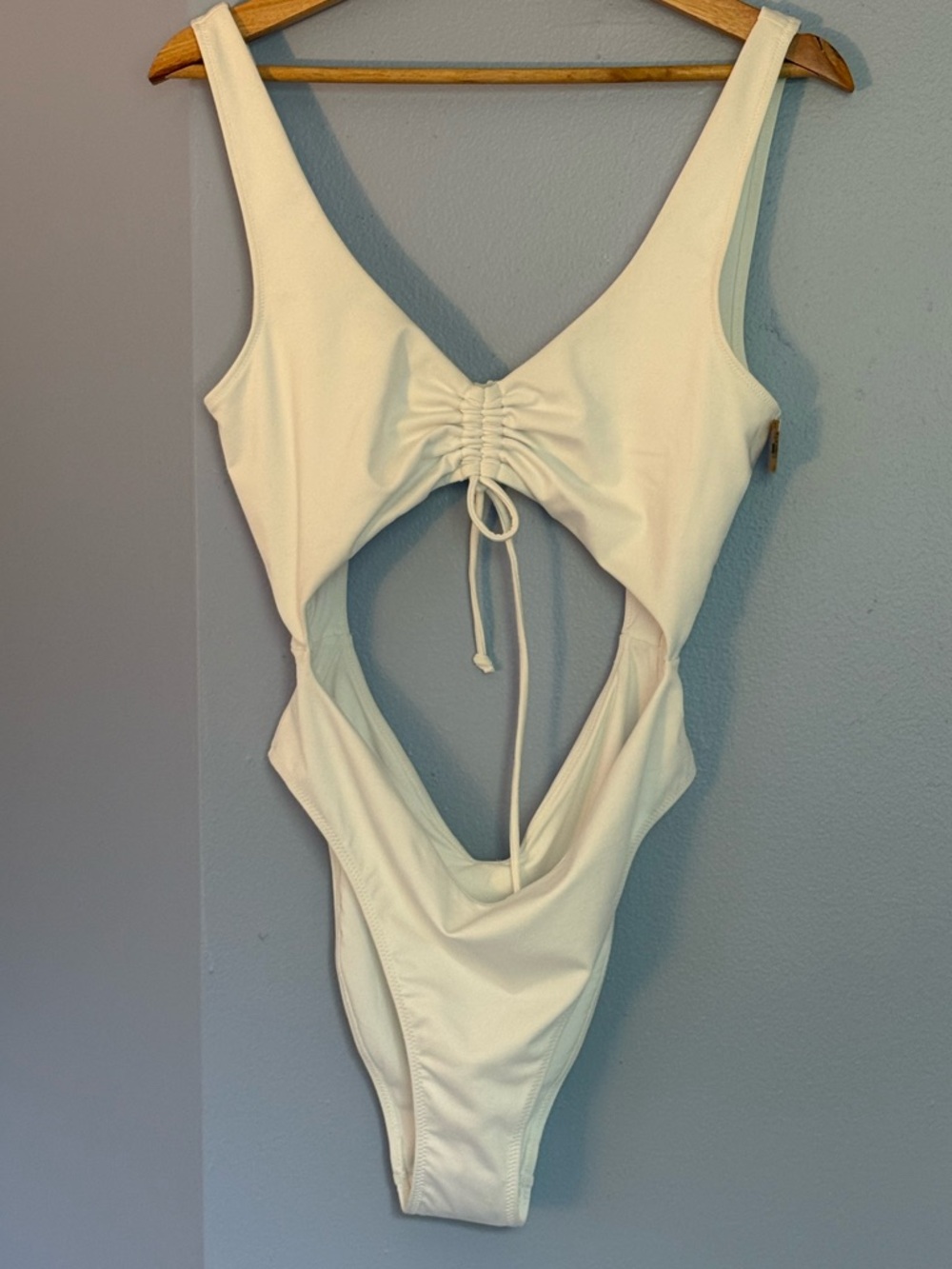 Victoria's Secret White One Piece Swimsuit Cutout Drawstring Size Large High Leg